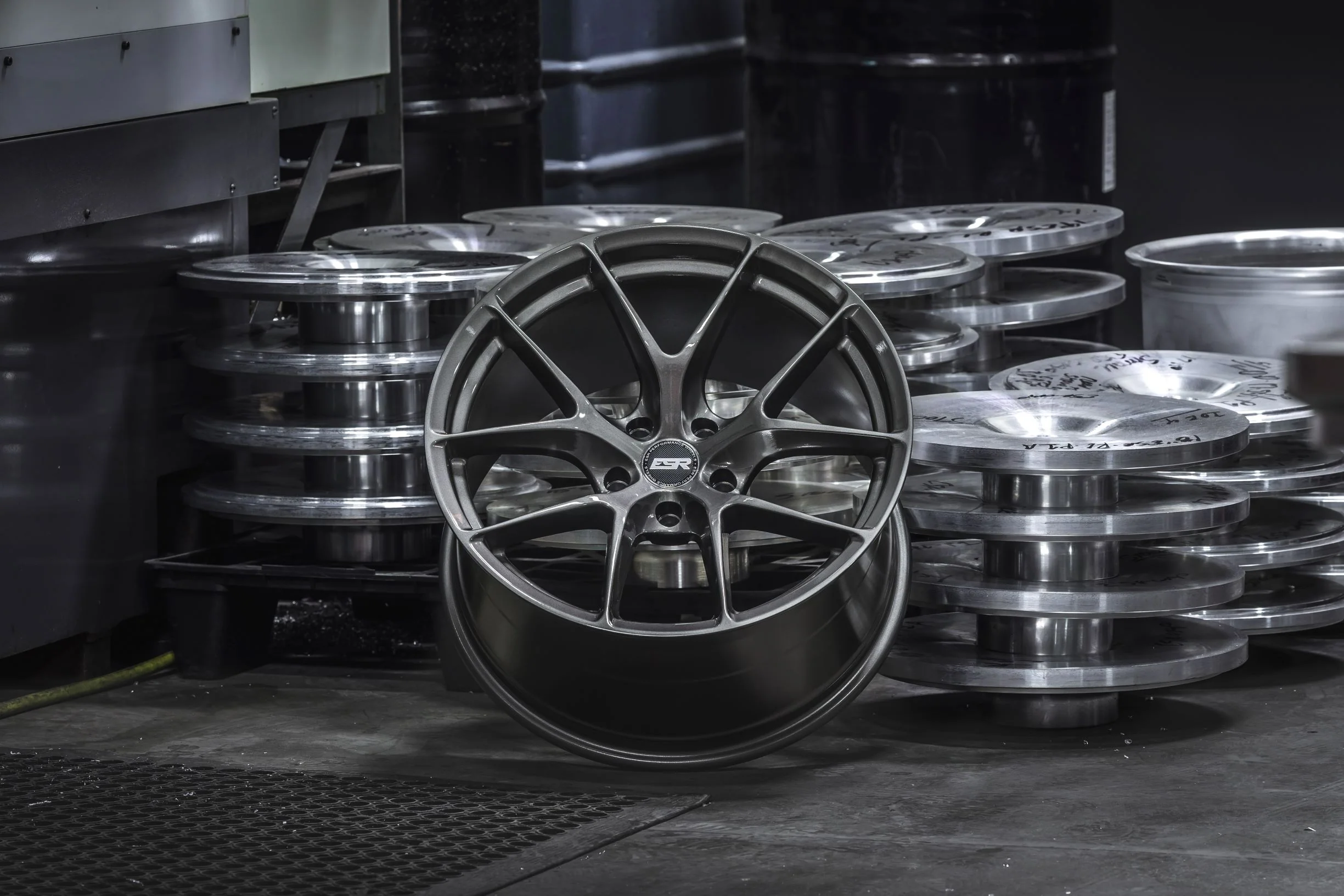 RF2 Graphite - Image 4